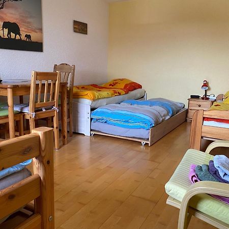 Ferienzimmer Oelhaf Zimmer In Gelb Self Check-In Mit Key-Tresore Wilhelmsdorf  Exteriér fotografie