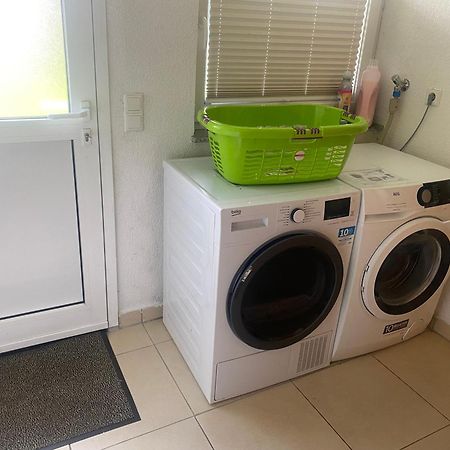 Ferienzimmer Oelhaf Zimmer In Gelb Self Check-In Mit Key-Tresore Wilhelmsdorf  Exteriér fotografie